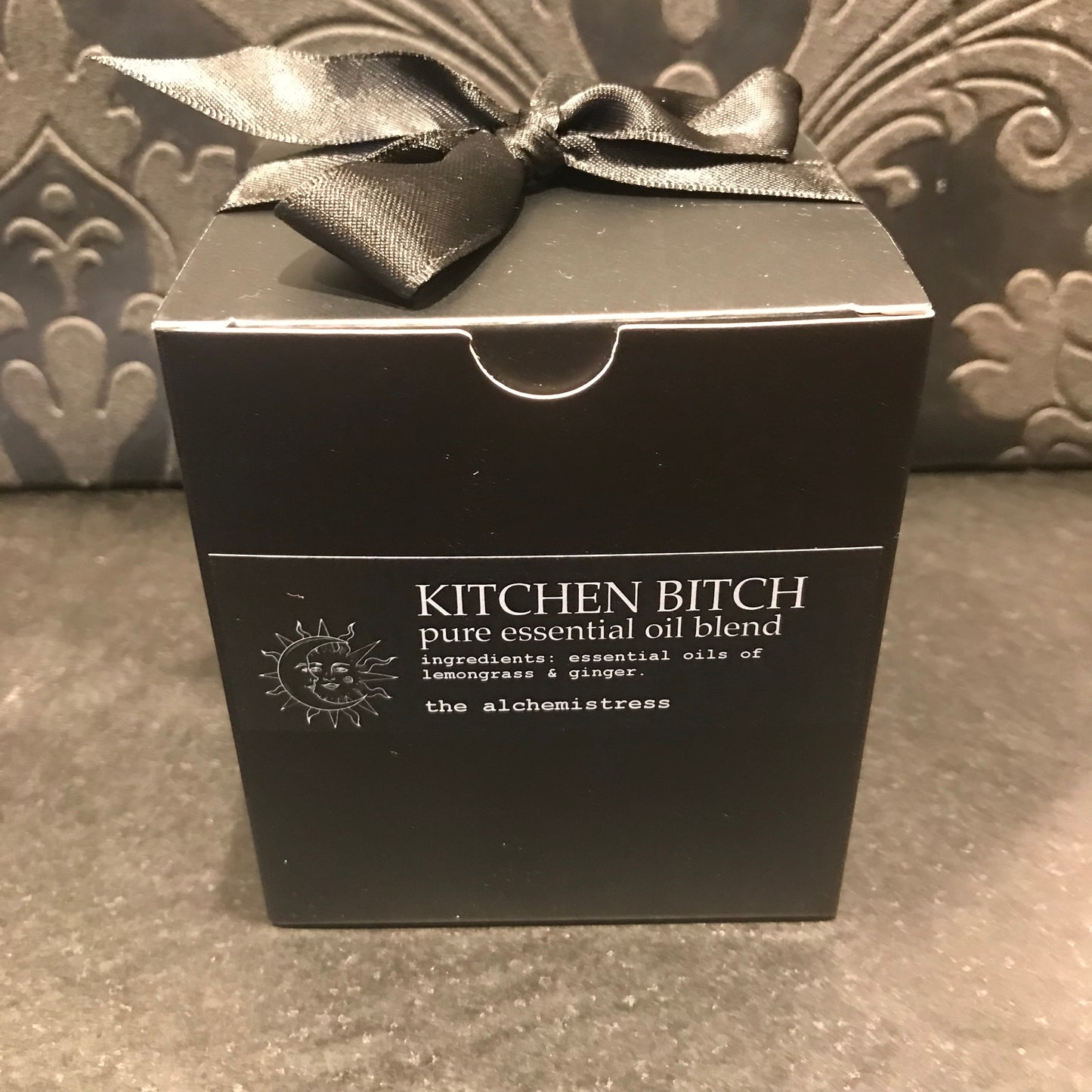 Kitchen Bitch Candle