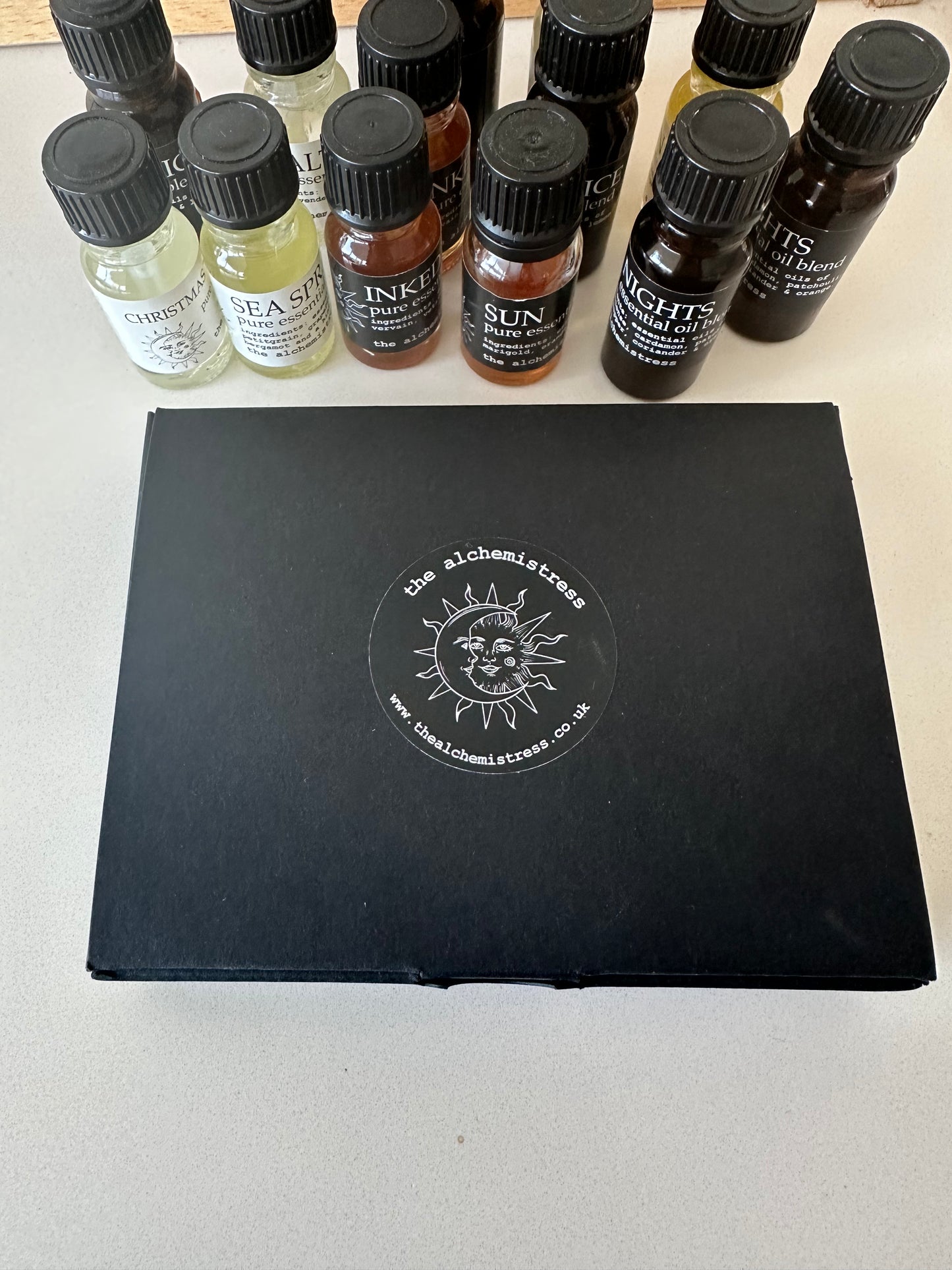 Gift box of four oils