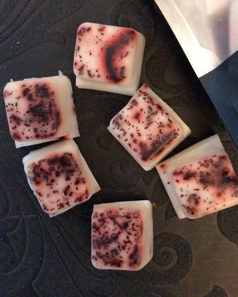 Rosa Sanguinia melts