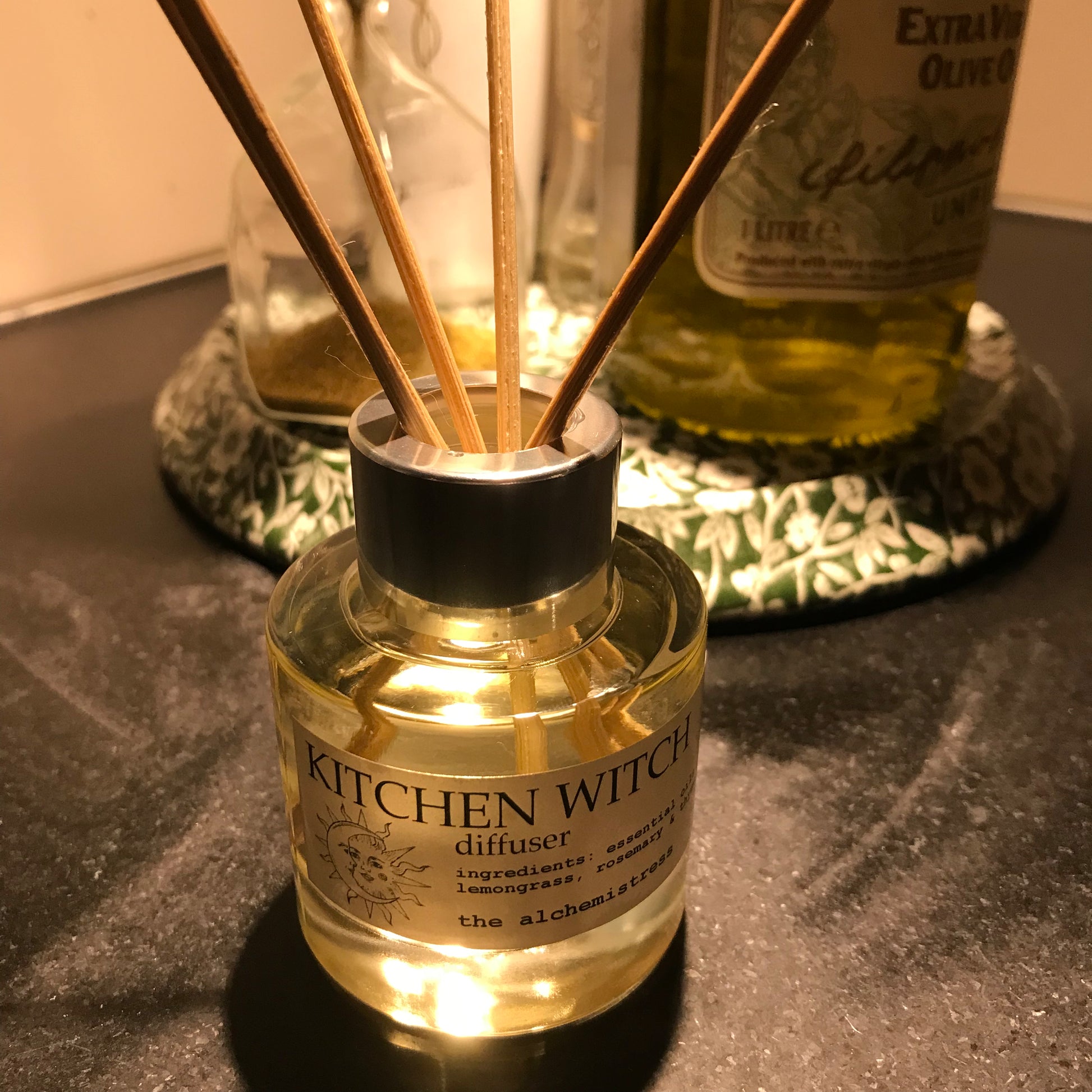 Diffuser Kitchen Extract Kitchen Witch Essential Oil Diffuser – The Alchemistress