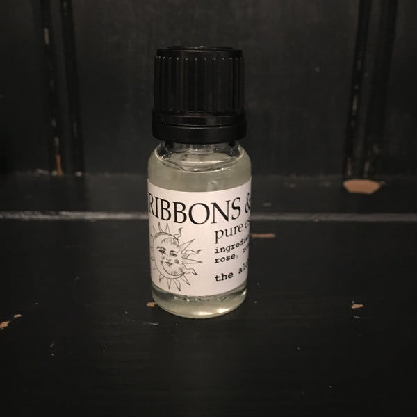 ribbons & lace pure essential oil